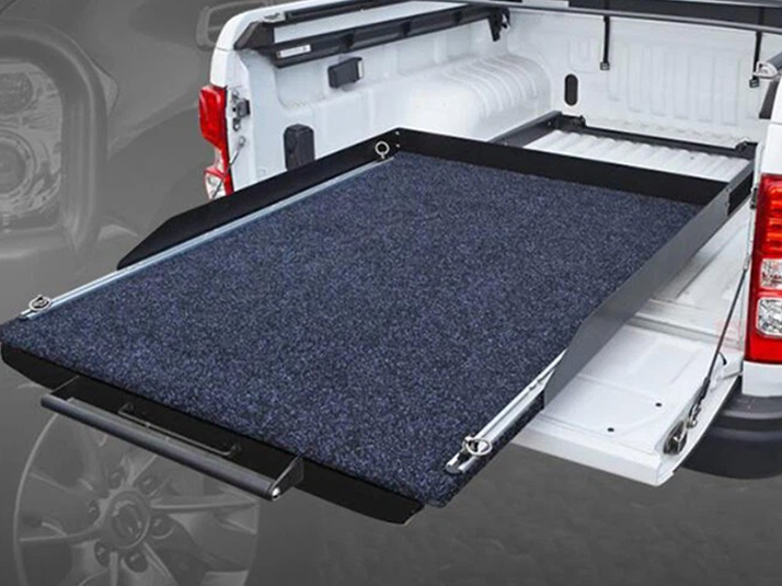 SLIDING TRAY